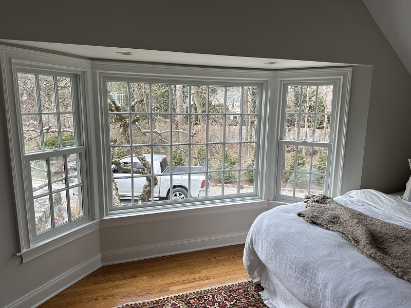 Beautiful view through Andersen 400 Series Woodwright window installed in a bay window in Norwalk, CT